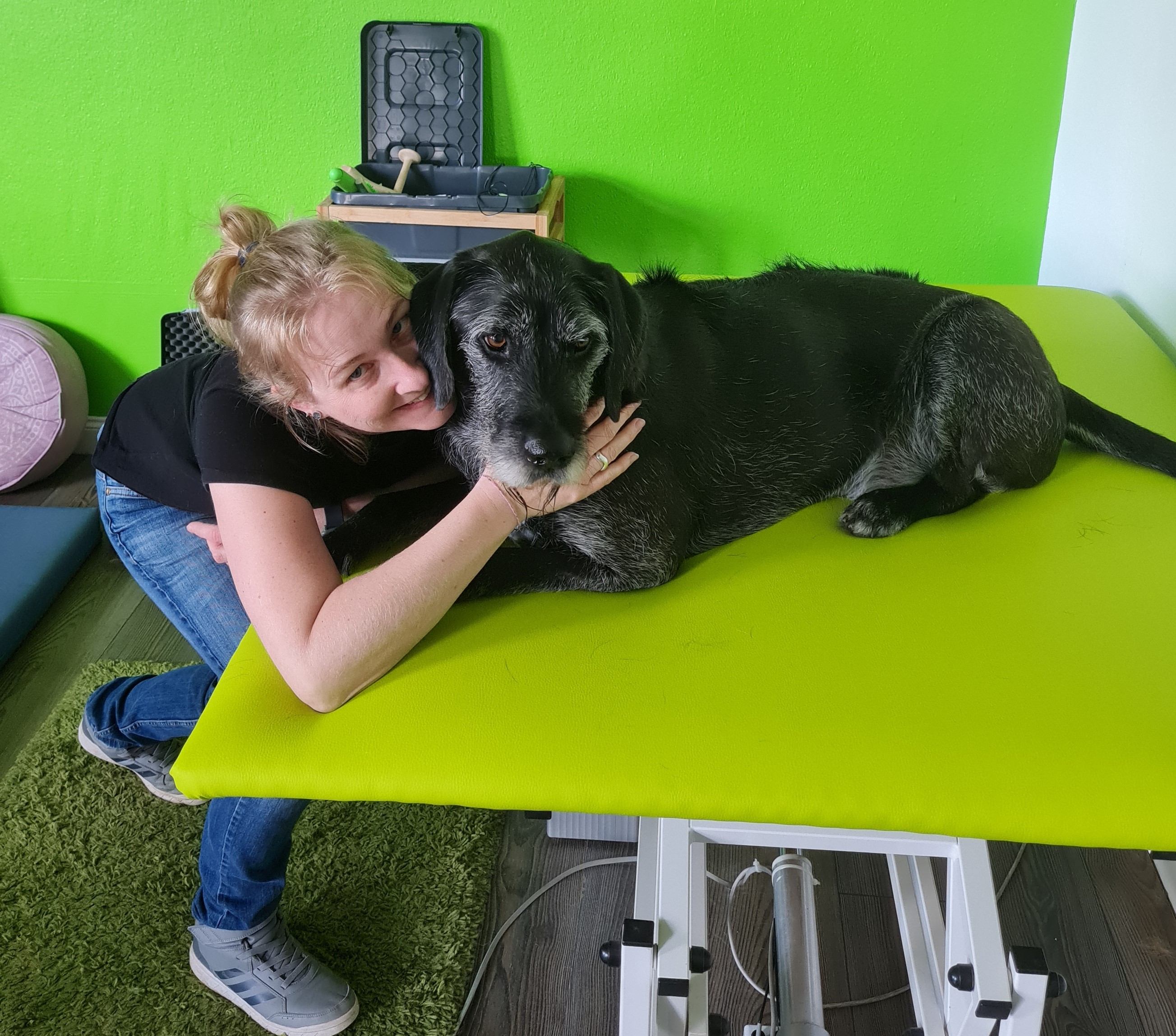 Anke mit ihrem Hund Titus